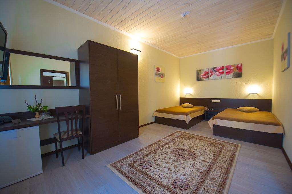 Prince Trubetskoi Winery Hotel Nova Kakhovka Phòng bức ảnh